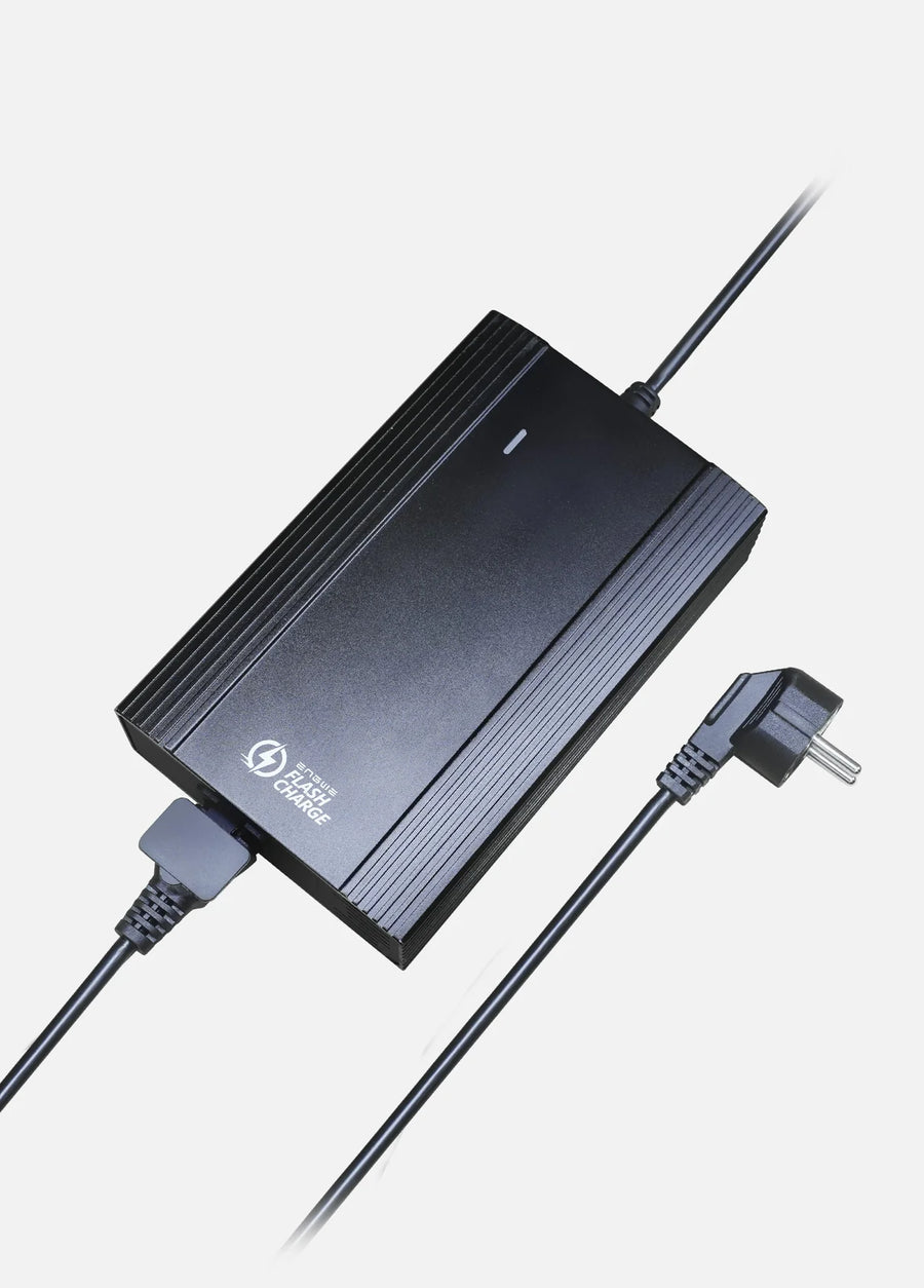 ENGWE M20 3.0 8A Fast Charger